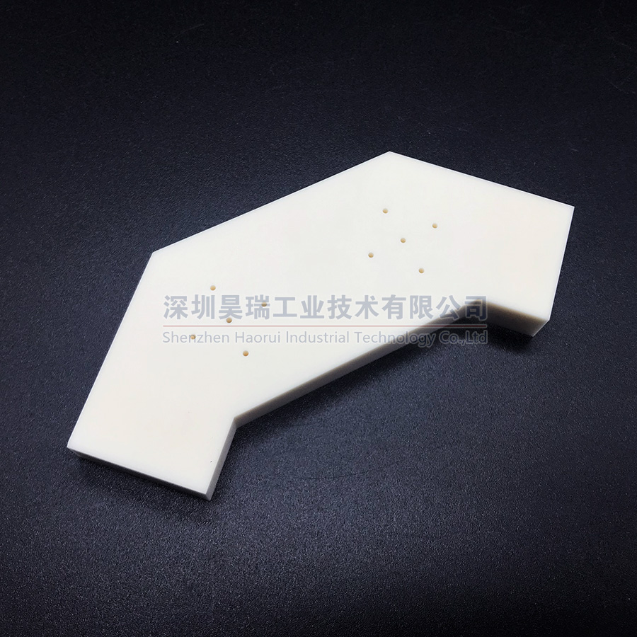 Kundenspezifische Keramikstrukturteile, Aluminiumoxid-Keramikblock-Isolatorbasis